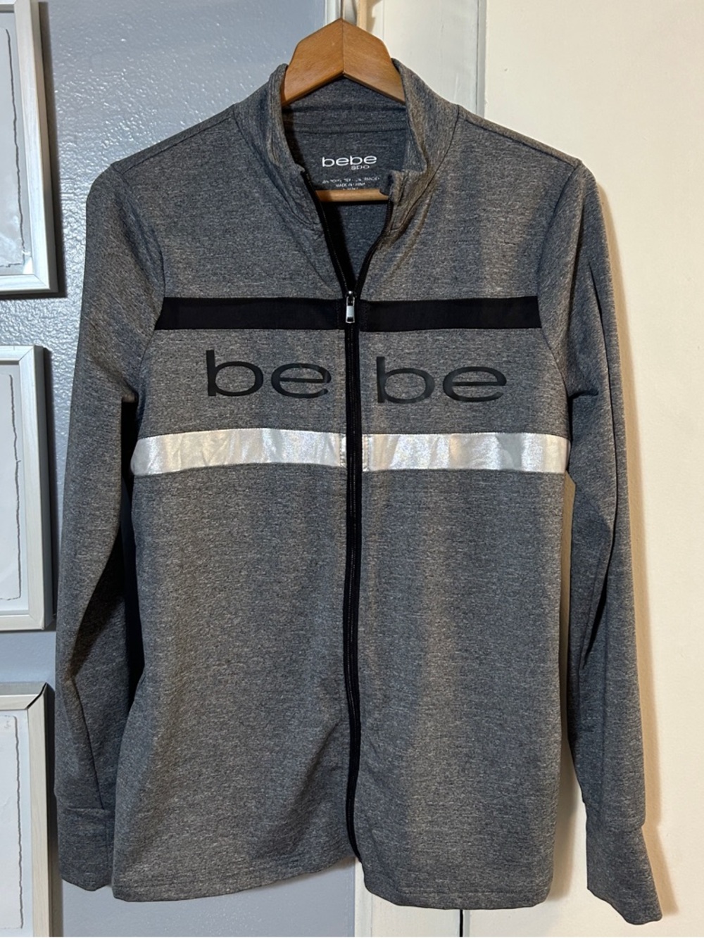 Bebe Women’s Size L Grey Zip-Up Athletic Jacket with Reflective Stripe Pockets